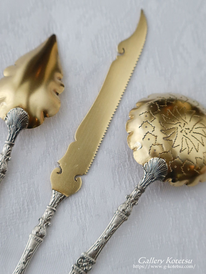�t�����`�V���o�[ antique silver strawberry service