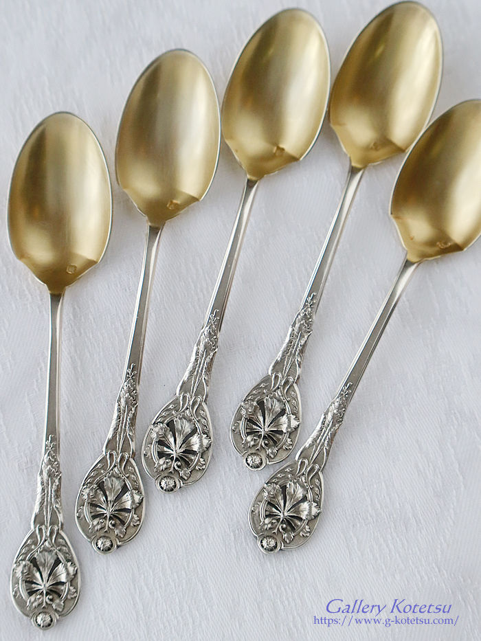 �t�����`�V���o�[ antique silver teaspoon