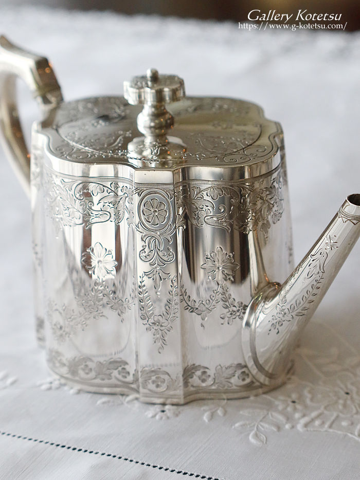 �A���e�B�[�N�V���o�[�@�e�B�[�|�b�g antique silver tea pot