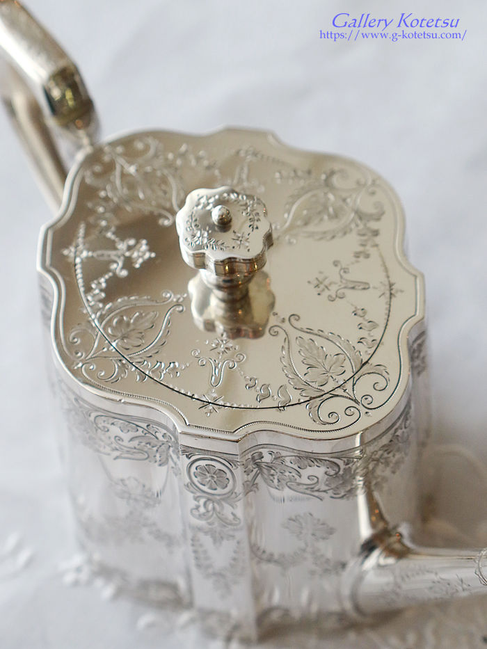�A���e�B�[�N�V���o�[�@�e�B�[�|�b�g antique silver tea pot