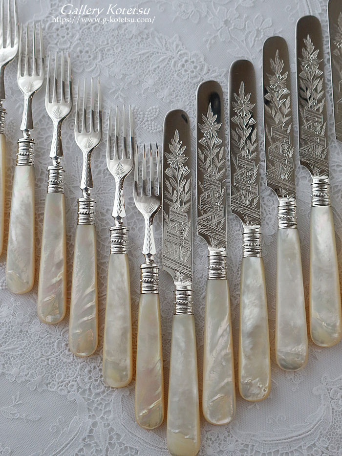 �A���e�B�[�N�V���o�[�@�f�U�[�g�J�g�����[�Z�b�g mother of pearl dessert cutlery antique silver