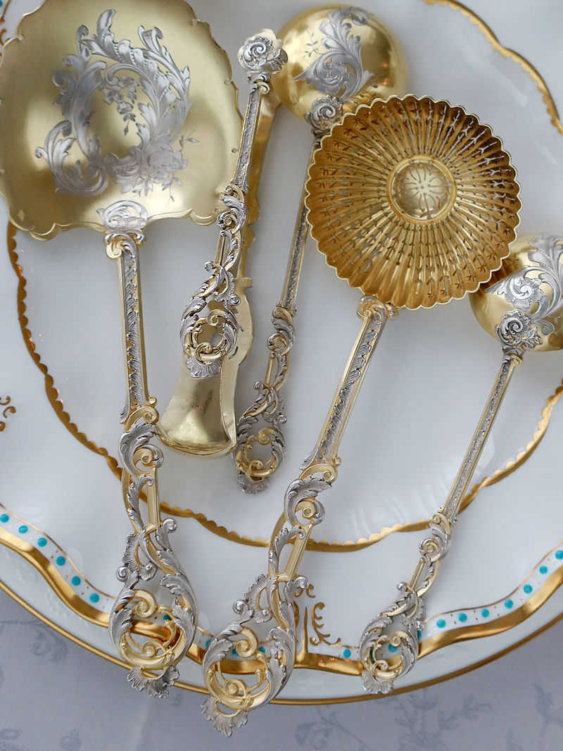 �A���e�B�[�N�M�������[�ՓO