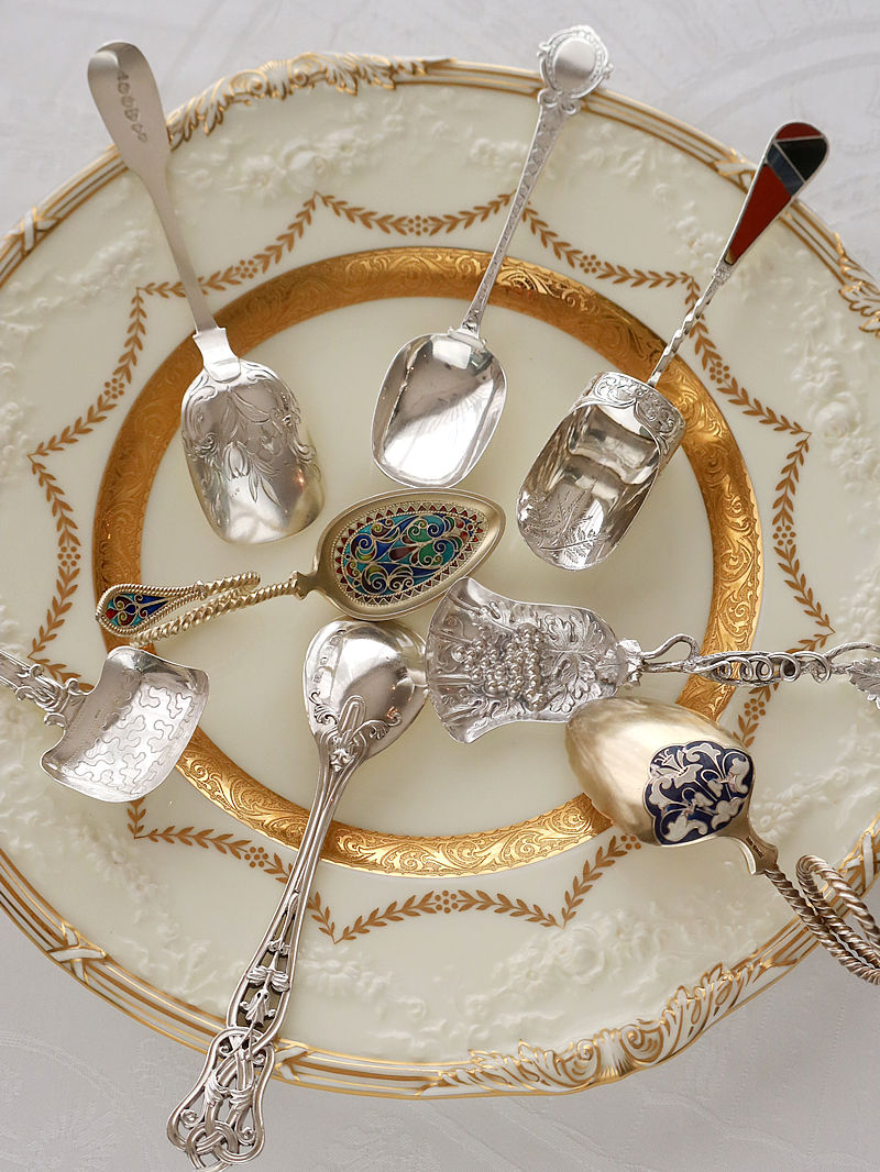 �A���e�B�[�N�M�������[�ՓO