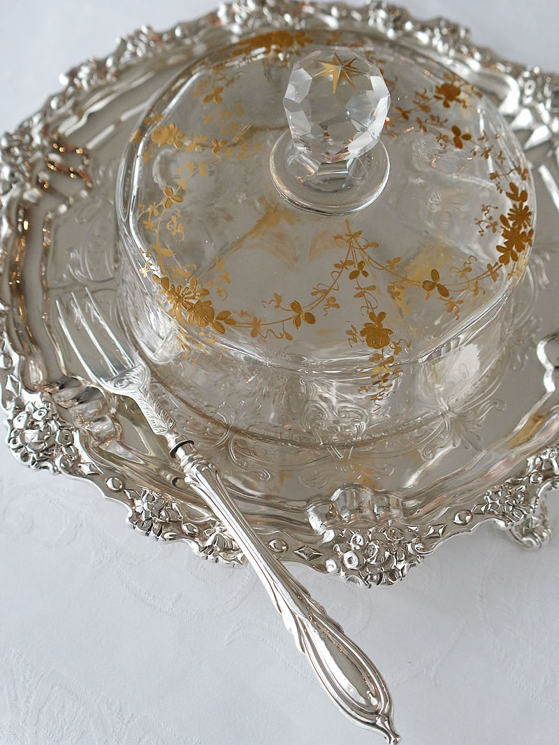 �A���e�B�[�N�M�������[�ՓO