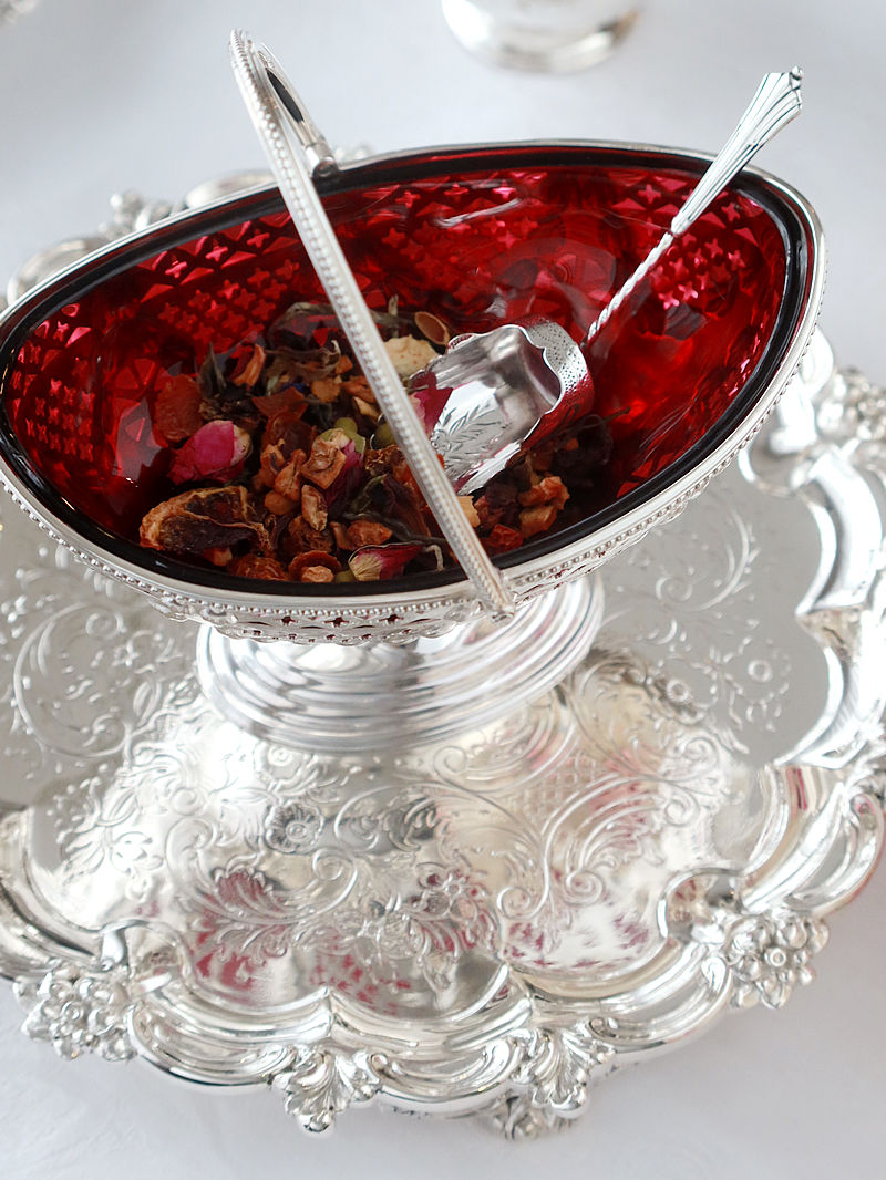 �A���e�B�[�N�M�������[�ՓO