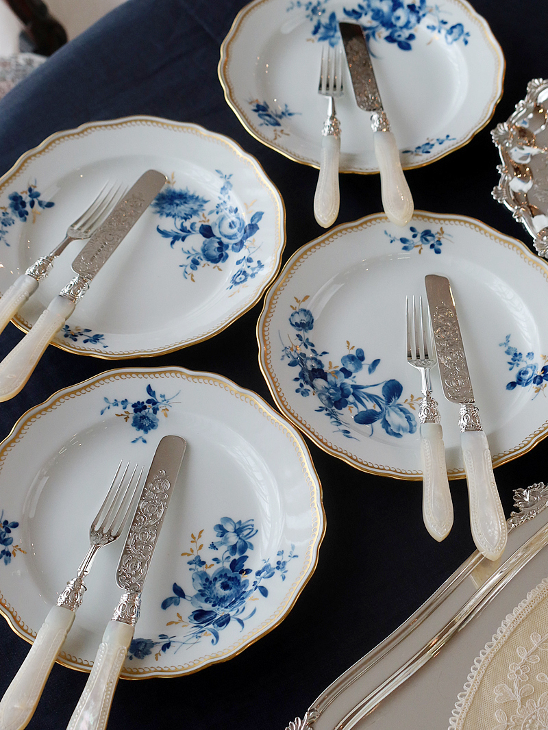 �A���e�B�[�N�M�������[�ՓO