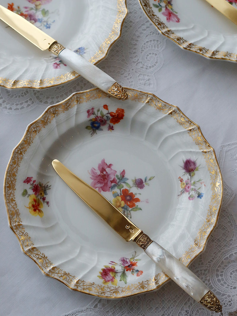 �A���e�B�[�N�M�������[�ՓO